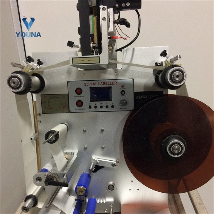 round bottle labeling machine with date printer (2)